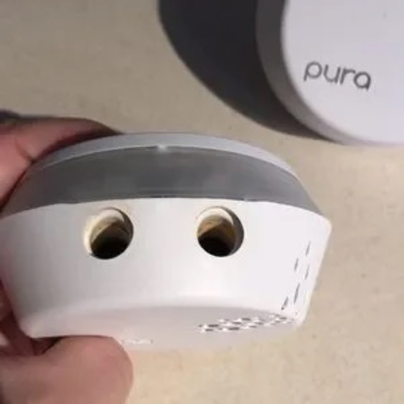 Two Pura Smart Diffusers - Picture 5 of 5